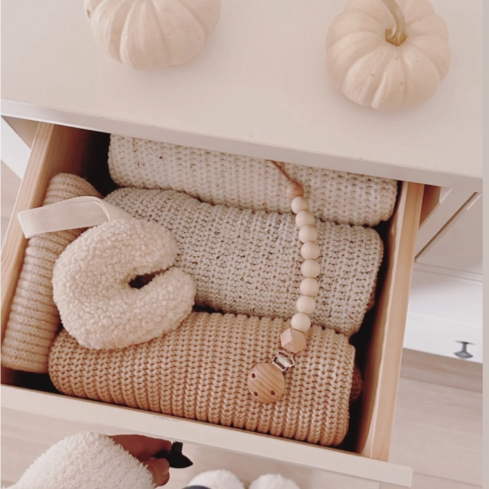 Ivory Baby Pacifier Clip.